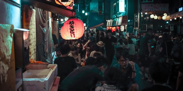 Asian markets end higher as Mideast ceasefire holds; Sensex swings 1000 points