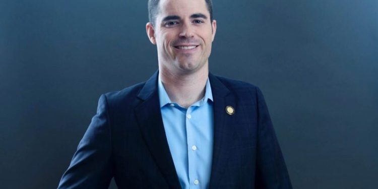Is Roger Ver the Satoshi Era Bitcoin Whale Behind $8 Billion BTC Transfer?