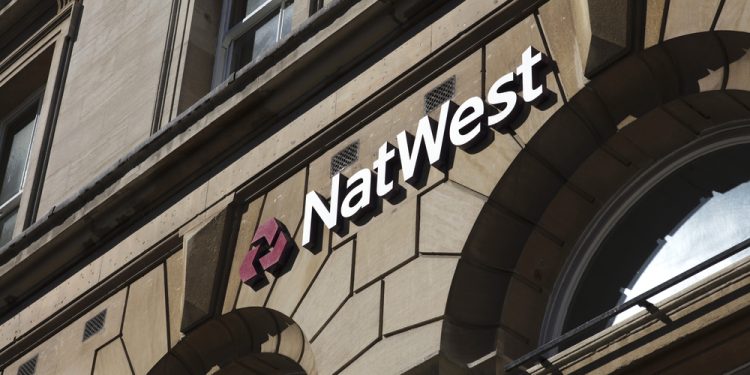 NatWest share price forecast before earnings: buy or sell?