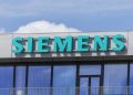 Siemens share price analysis ahead of earnings: buy or sell?
