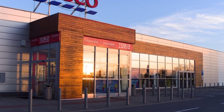 Tesco share price to benefit as UK inflation steadies