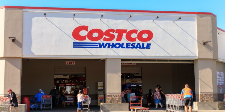 Why Costco stock slipped post-Q4: 3 reasons, plus 5 to buy the dip