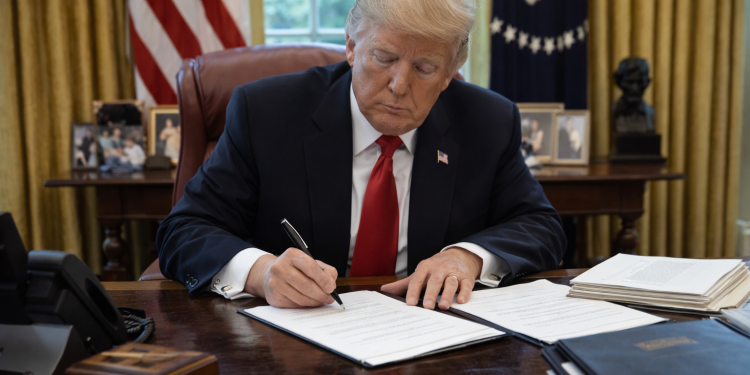 New 10% US tariffs come into effect: all you need to know