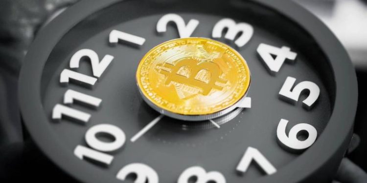 Crypto Market Update: White House Pushes for Compromise in Stablecoin Negotiations